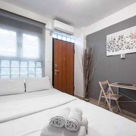 Thalia Studio, Nilie Hospitality Mgmt דירה