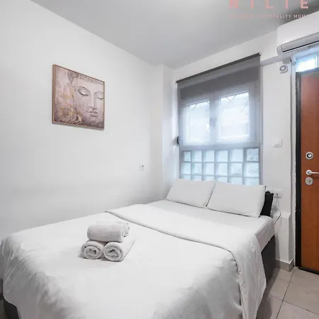 Thalia Studio, Nilie Hospitality Mgmt * סלוניקי