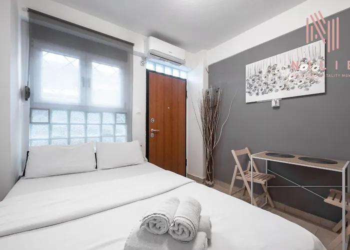 Thalia Studio, Nilie Hospitality Mgmt 아파트