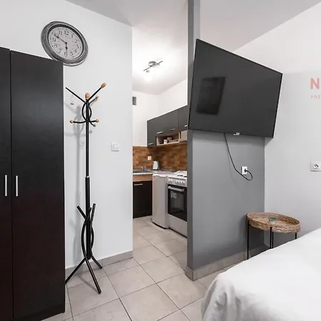 Thalia Studio, Nilie Hospitality Mgmt Soluň