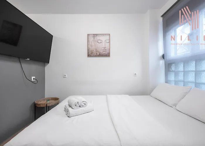 Thalia Studio, Nilie Hospitality Mgmt Lägenhet